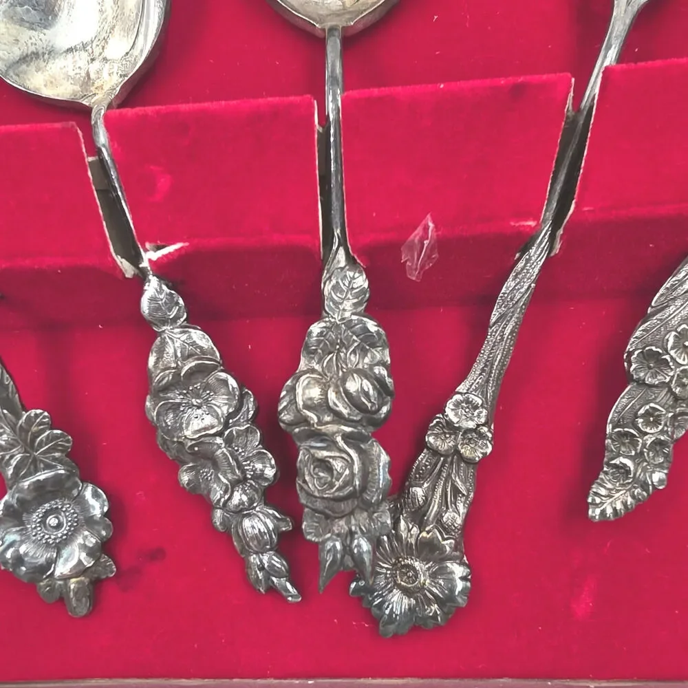 Reed & Barton Hostess Gift Set 5 Uninsils Silverplate Harliquin Floral Patterns